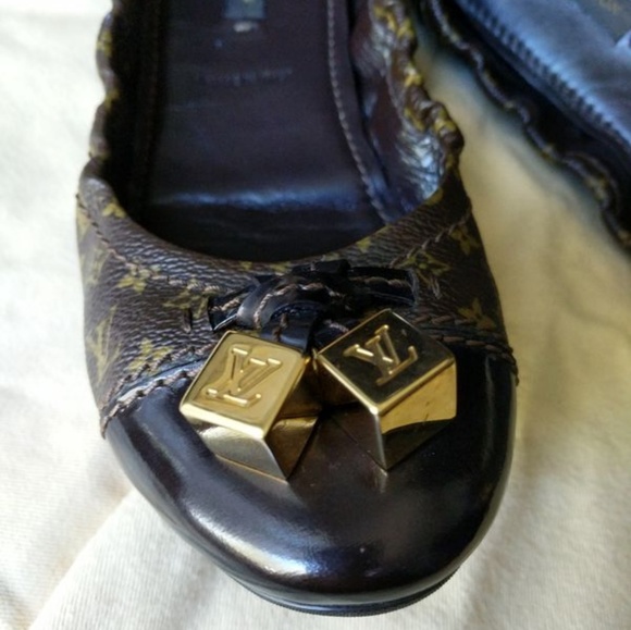Louis Vuitton flats - Picture 2 of 4